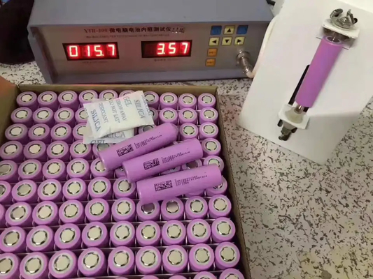 INR18650-26E 2600mAh 3C 1000 cycli 3.65V oplaadbare lithium-ion 18650 batterij