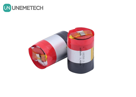 18250 630mAh 3.7V cilindrische oplaadbare Li-ion-polymerbatterij met 5A Plus-ontladingstroom